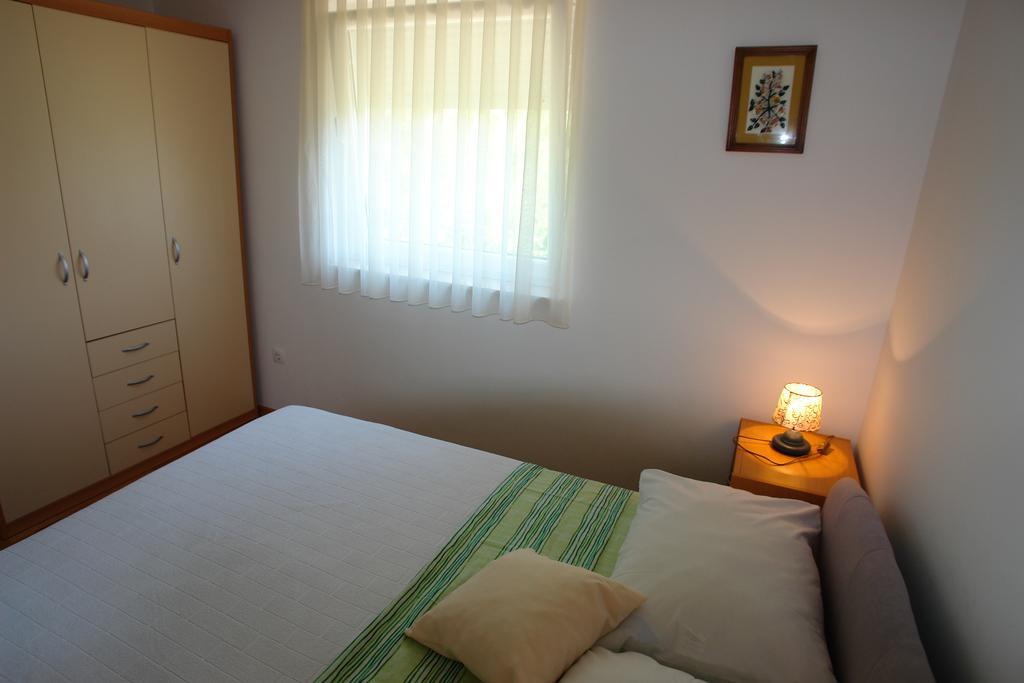 Apartments Spirito Рогозниця Екстер'єр фото