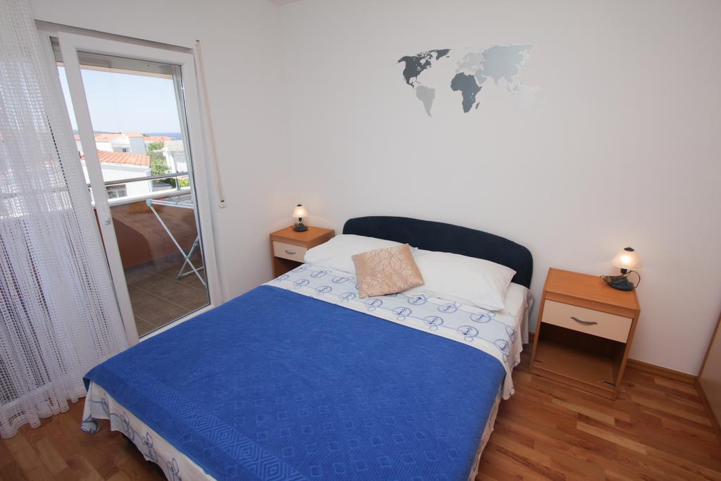 Apartments Spirito Рогозниця Екстер'єр фото