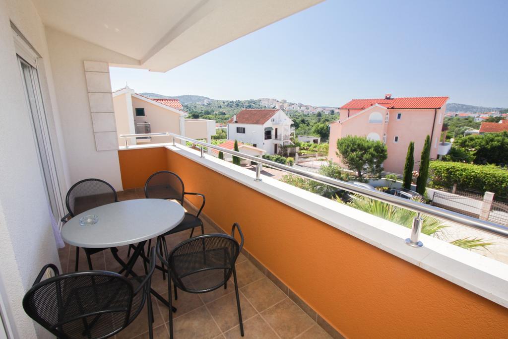 Apartments Spirito Рогозниця Екстер'єр фото
