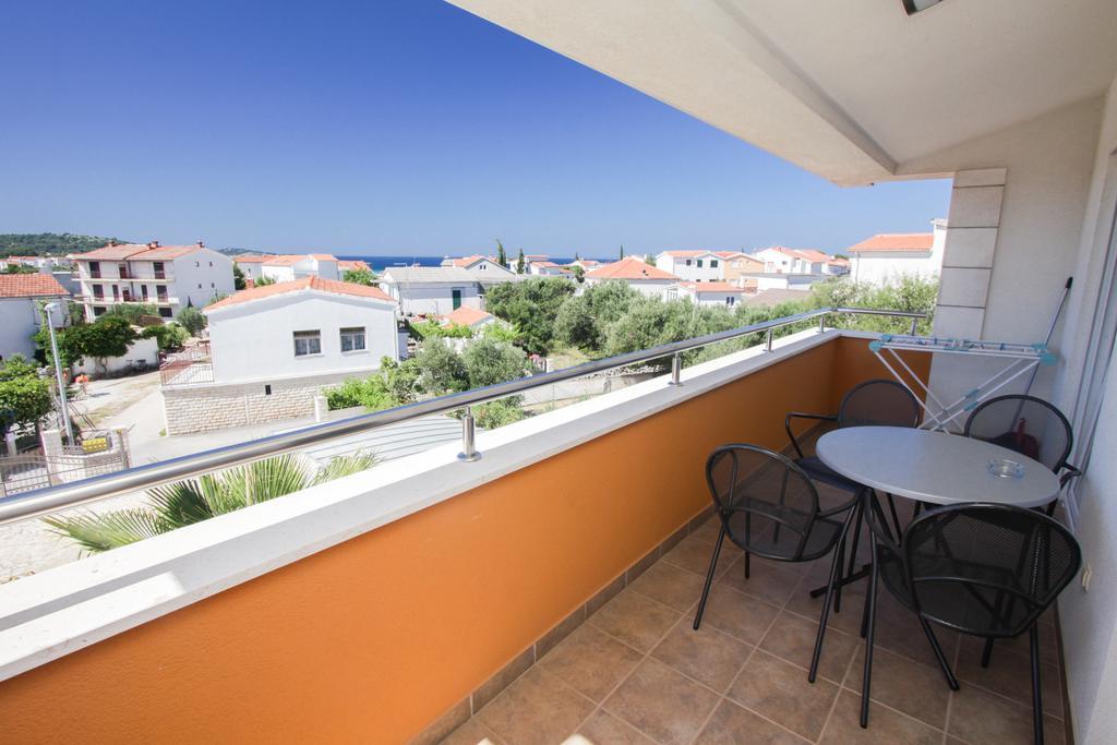 Apartments Spirito Рогозниця Екстер'єр фото