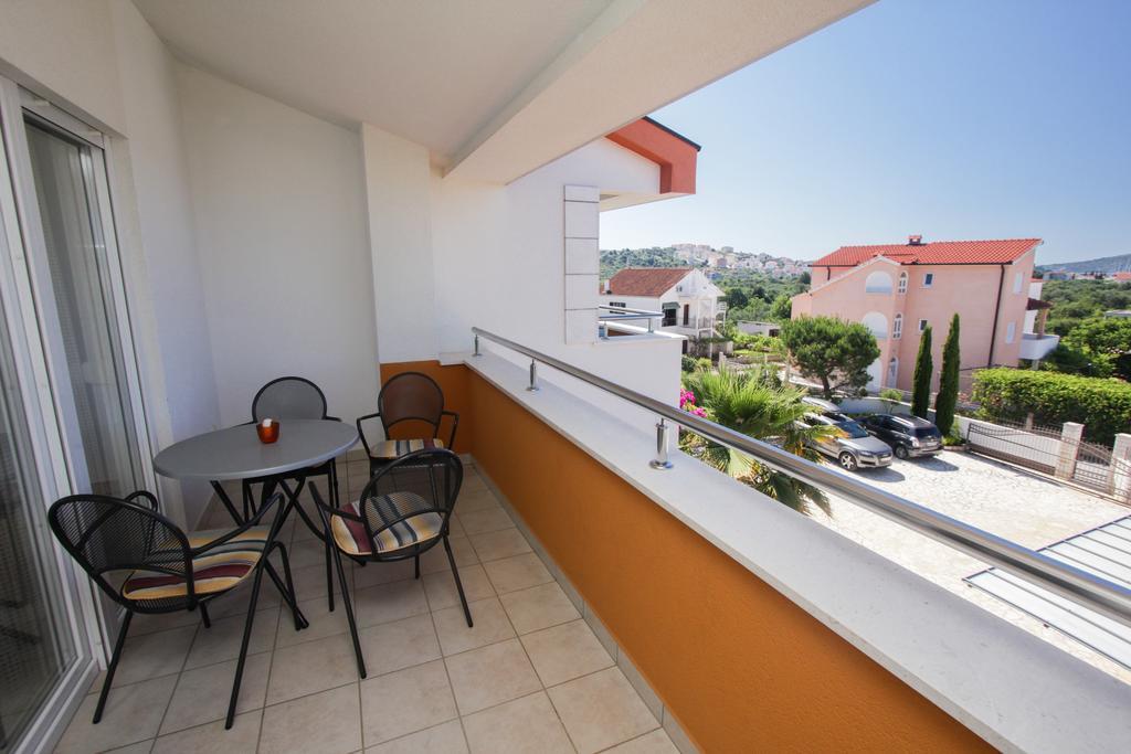 Apartments Spirito Рогозниця Екстер'єр фото