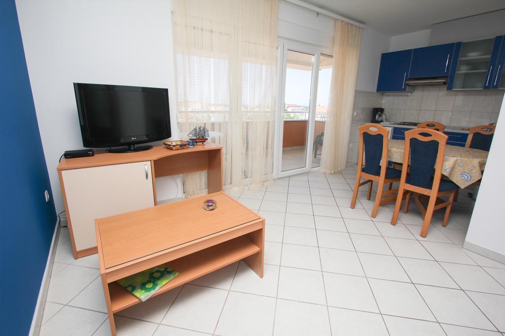Apartments Spirito Рогозниця Екстер'єр фото