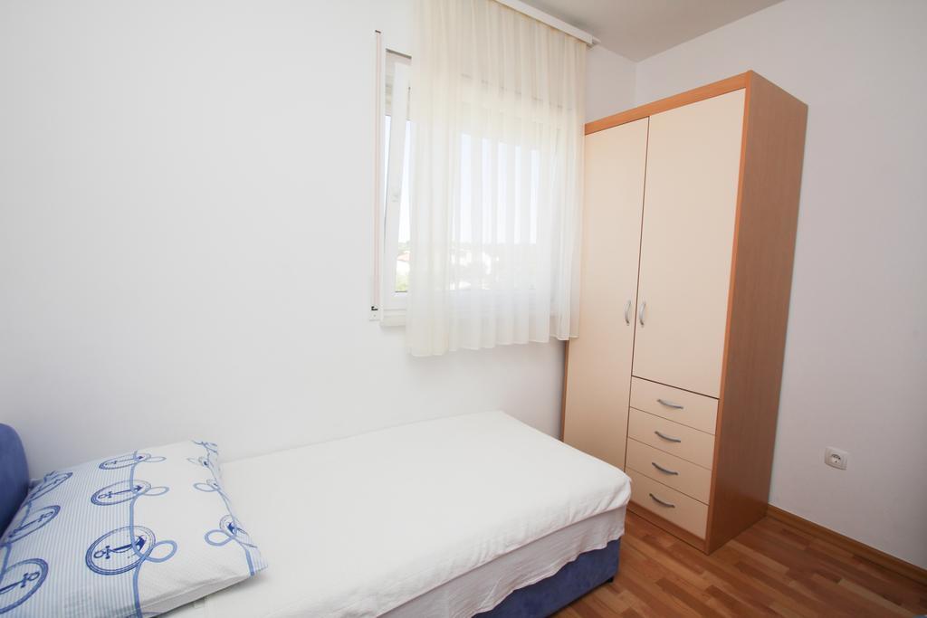 Apartments Spirito Рогозниця Екстер'єр фото