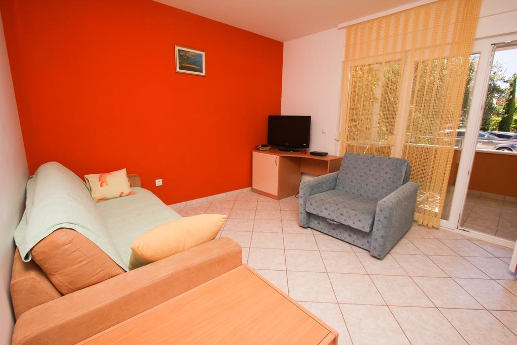 Apartments Spirito Рогозниця Екстер'єр фото
