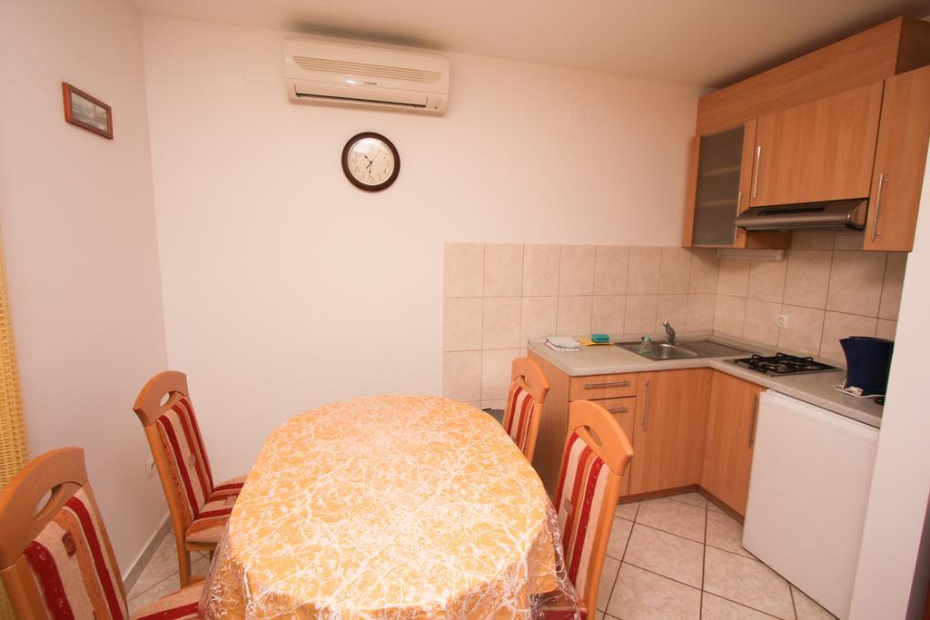 Apartments Spirito Рогозниця Екстер'єр фото